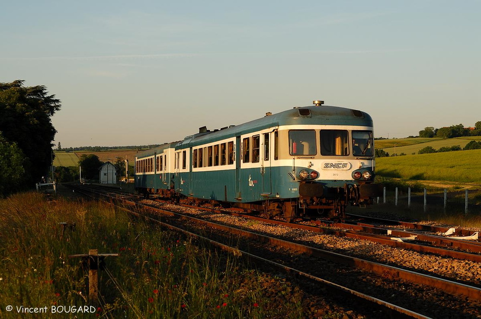 X2872 at Bellenaves.