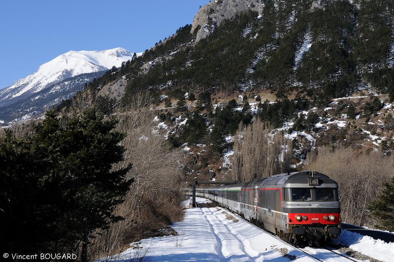 Les BB67427 et BB67475 près de Mont-Dauphin.