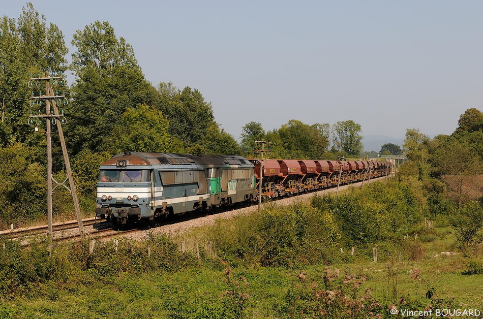 Les A1A A1A 68527 et A1A A1A 68539 à Amblans avec leur train de Fret pour Chalindrey. 68527&68539_amblans.jpg