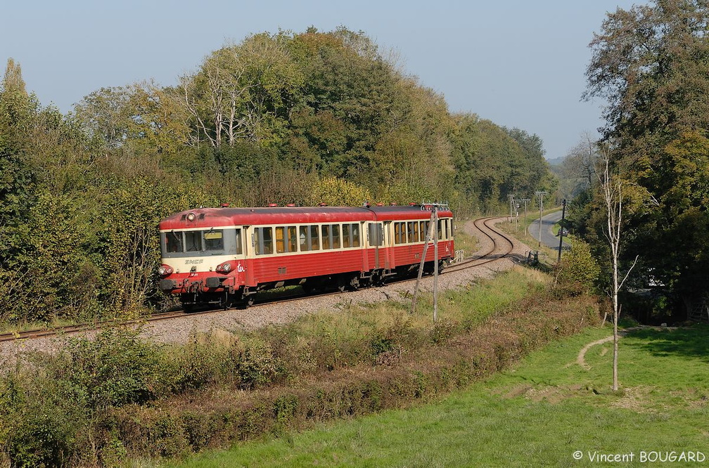 X4694 near Etang-sur-Arroux.