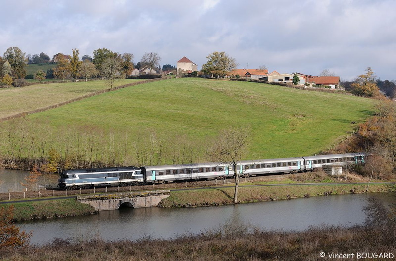 La CC72064 à St Pierre-Laval.