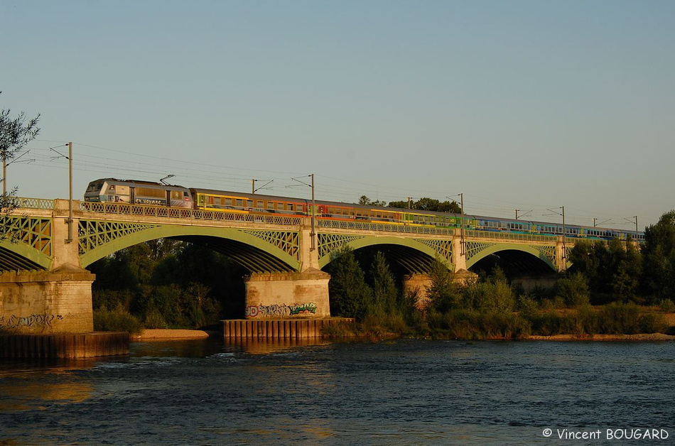 La BB26005 à Nevers.