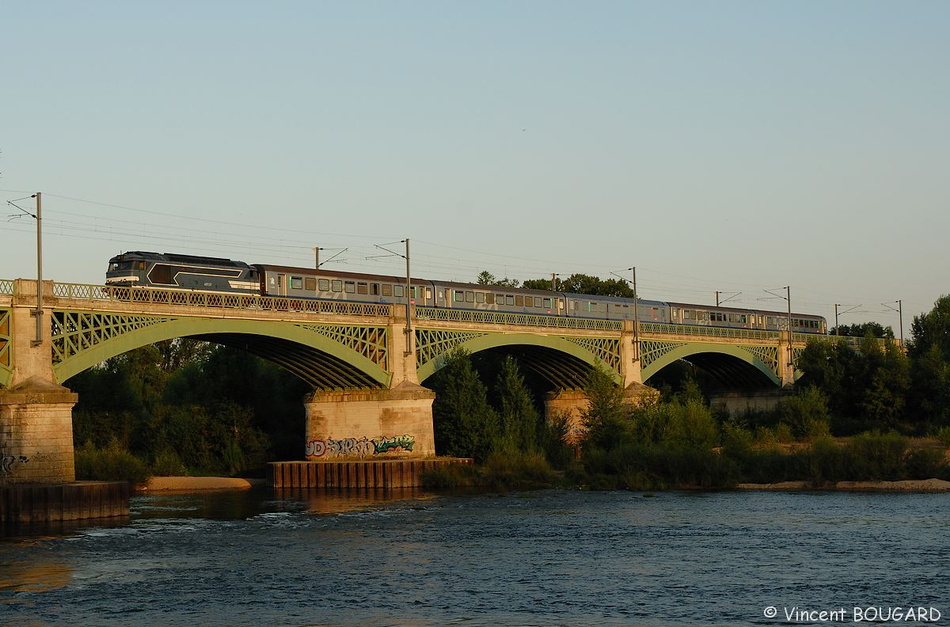 La BB67527 à Nevers.