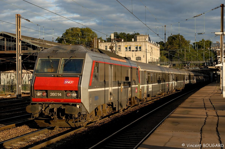 La BB26014 à Pont-Cardinet.