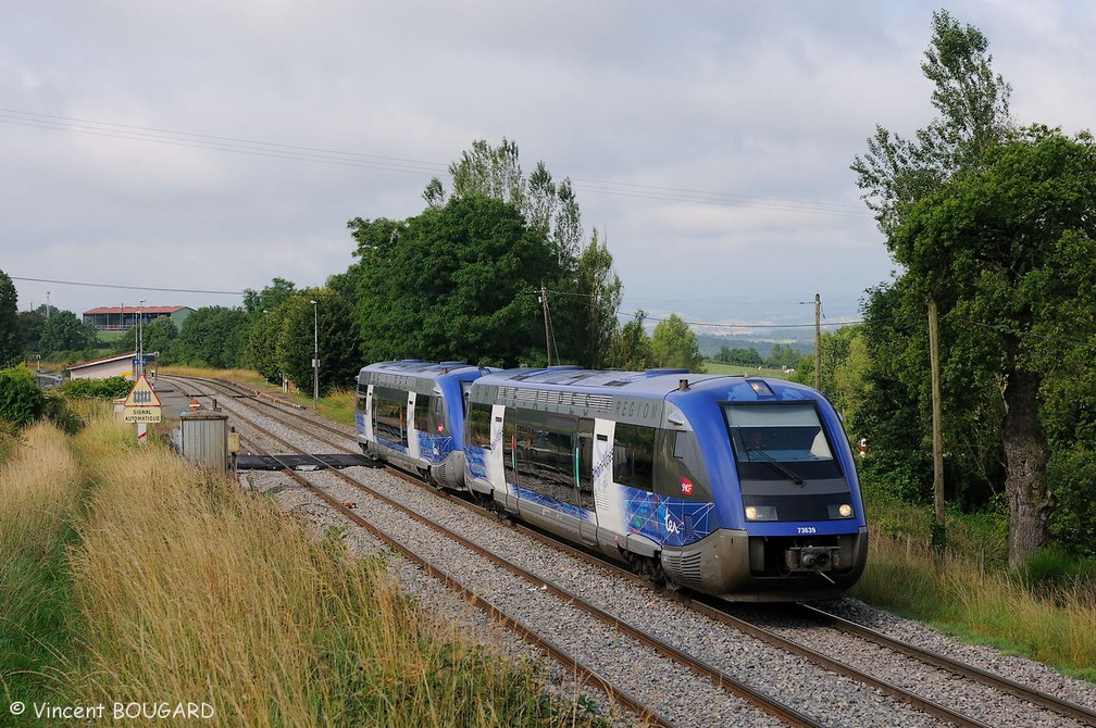 L'X73639 à St Jodard.