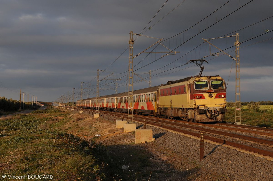 E1262 at Sabaa Aioun.