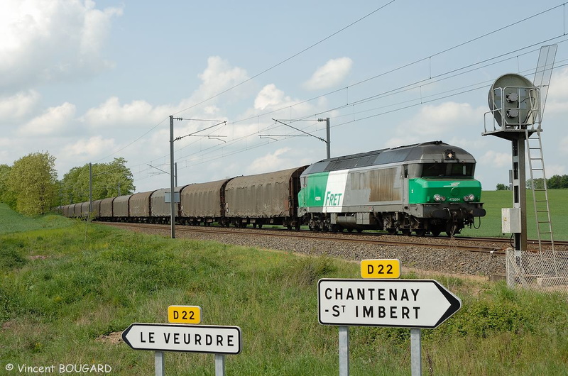 La CC72004 près de Chantenay-St-Imbert.
