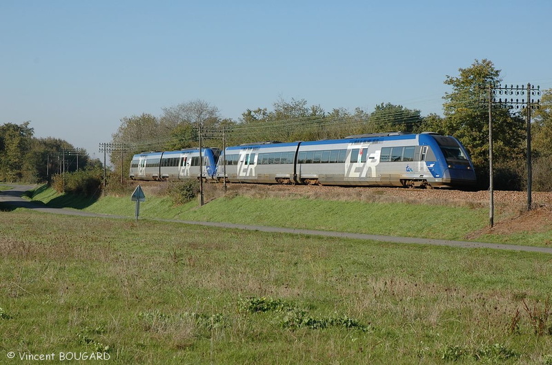 L'X72548 près de Vertou.