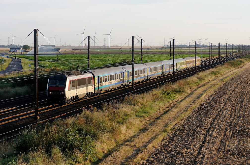 La BB26048 à Artenay.