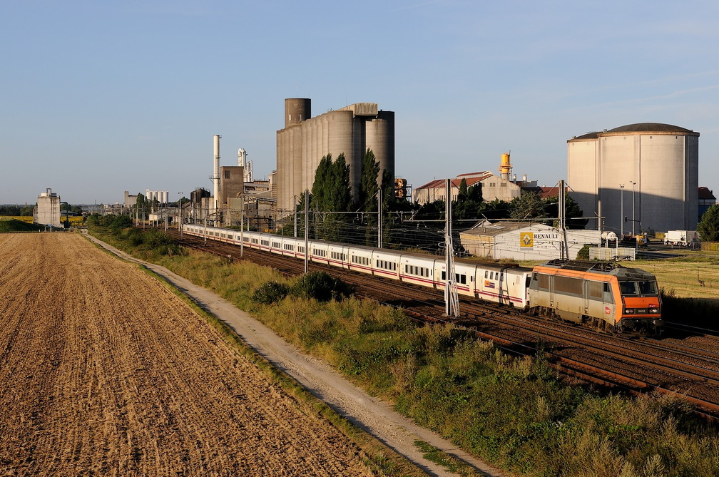 La BB26055 à Artenay.