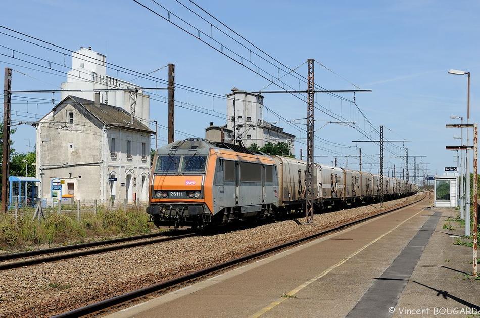 La BB26111 à Boisseaux.