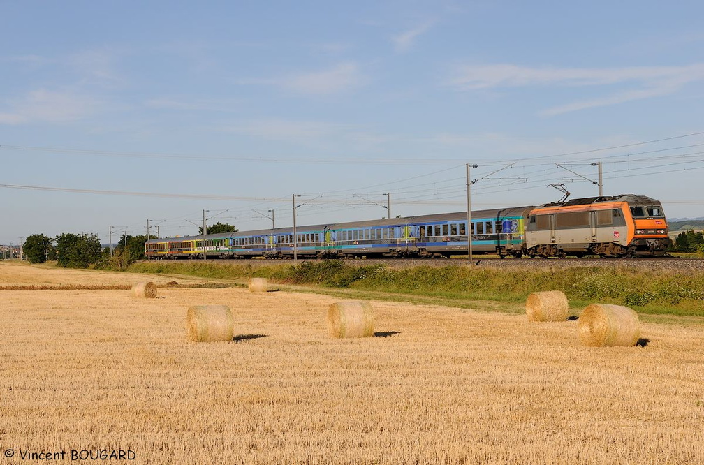 La BB26038 près de Thuret.