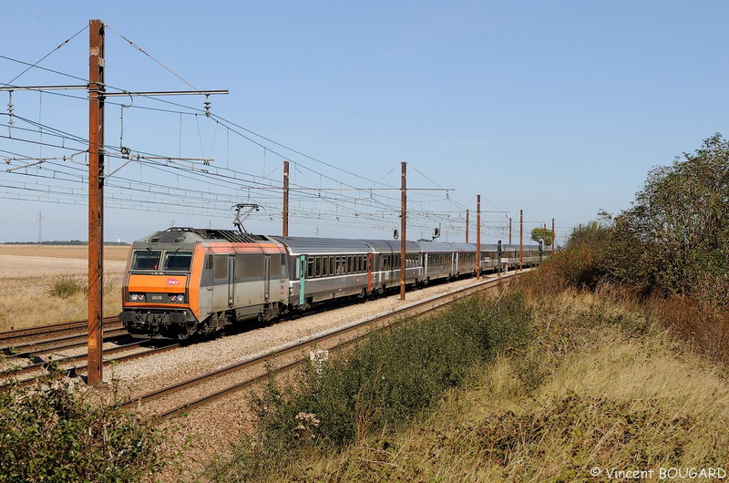 La BB26018 près d'Angerville.