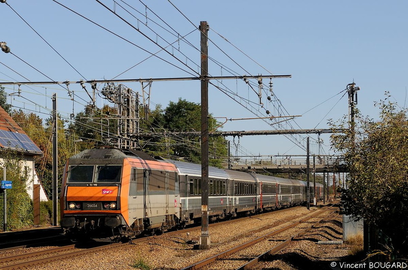 La BB26034 près d'Angerville.