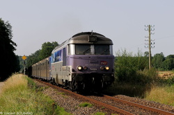 La BB67614 près de Milly-sur-Thérain.