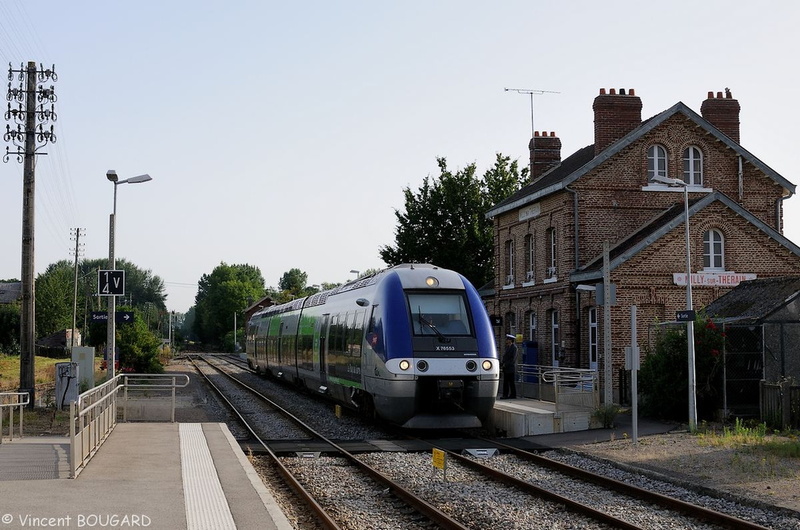 L'X76553 à Milly-sur-Thérain.