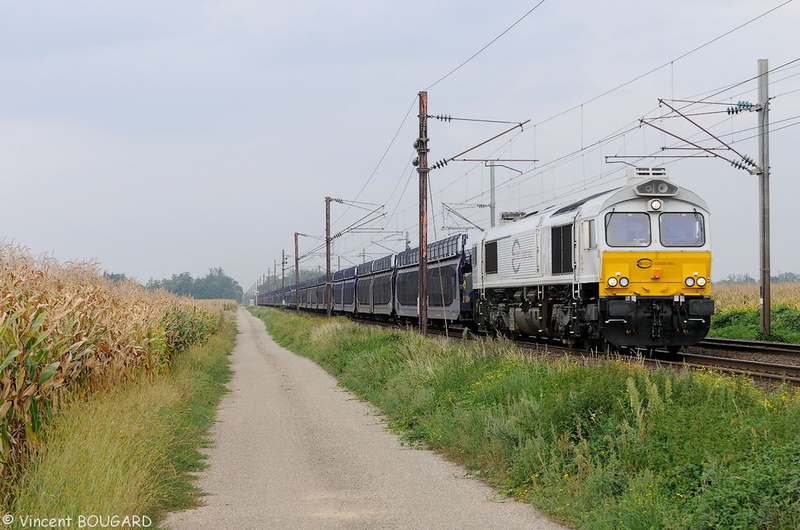 La Class 77027 près de Fegersheim.