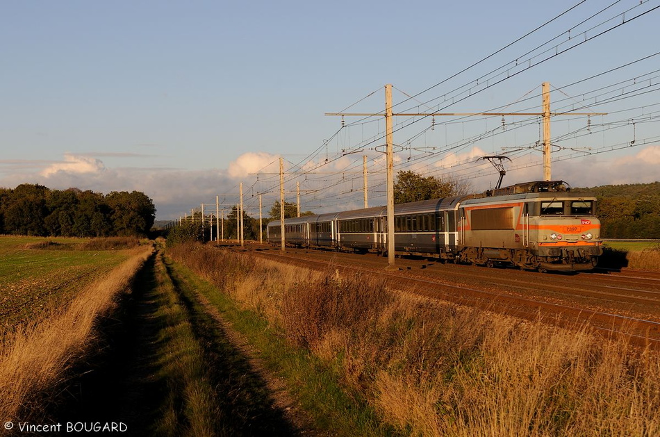 La BB7397 près de Morigny-Champigny.