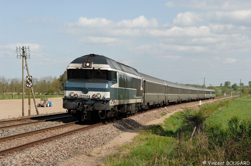 La CC72044 près de Vitry-en-Charollais.