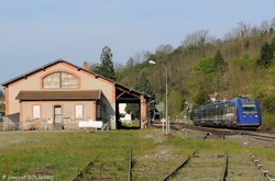 X72565 at Régny.