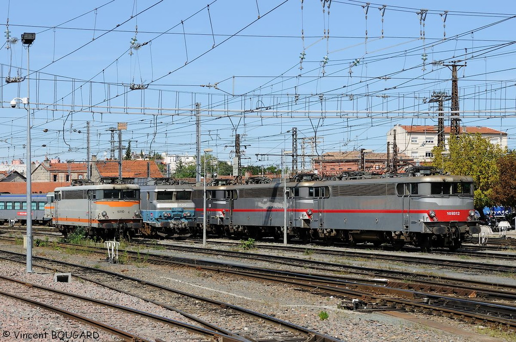 Les BB9310, BB7206, BB9320 et BB9312 à Toulouse-Matabiau.