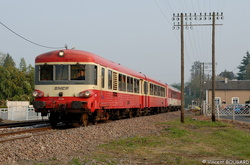 Les X4763 et X4771 à St Paterne-Racan.