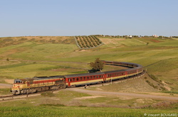 La DH372 près de la gare de Touabaa.