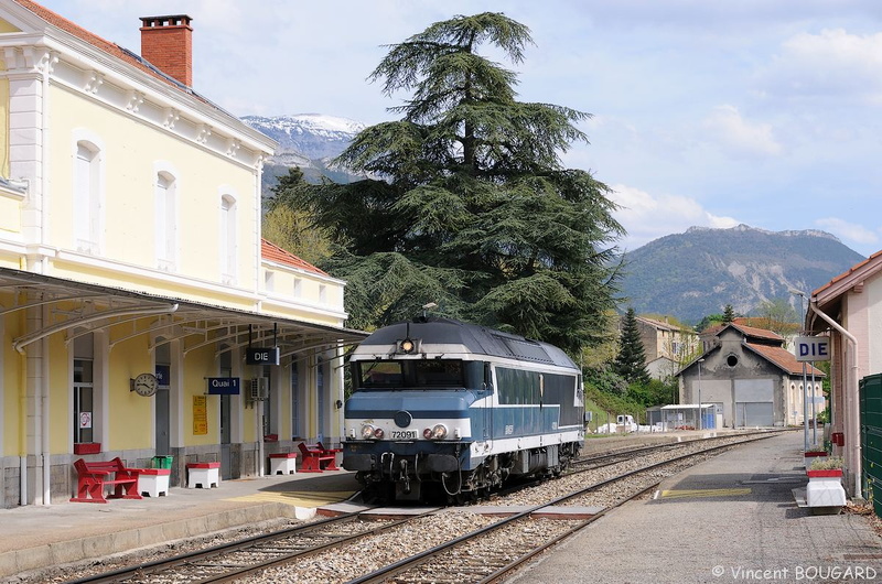 La CC72091 en gare de Die.