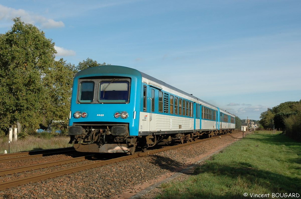 L'X4403 près de Villefranche-sur-Cher.