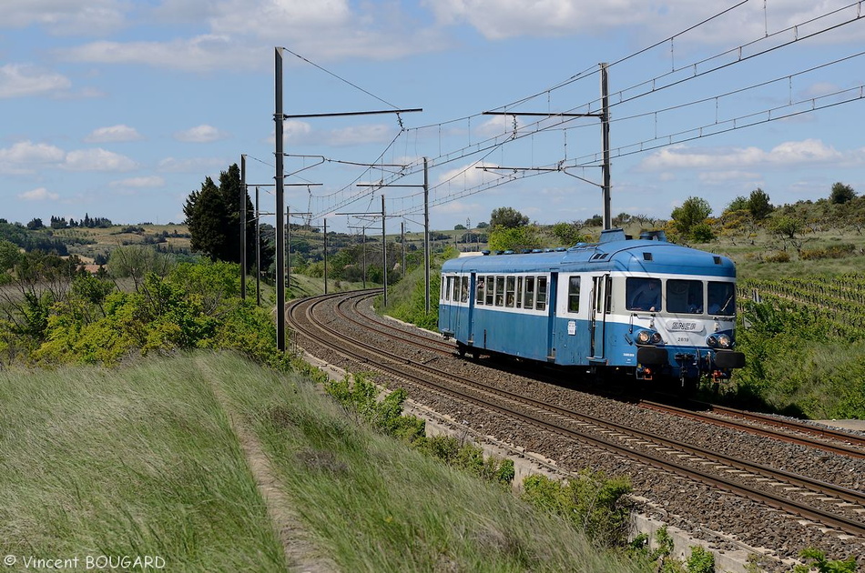 L'X2819 à Théziers.