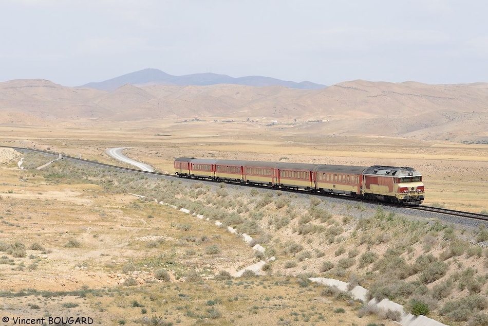 DF104 near Melg El Ouidane.