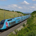 Le TGV Duplex 763 Ouigo près des Échets.