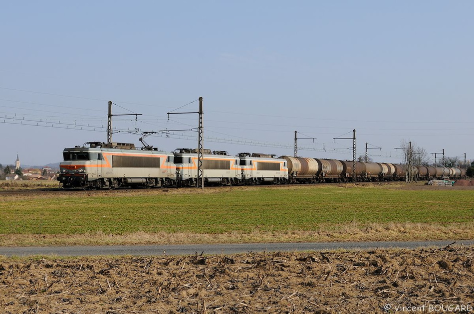 7435&7433&7416_quincieux.jpg