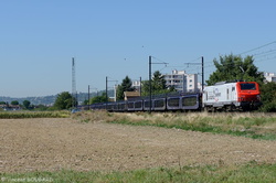 E37524 at Beynost.