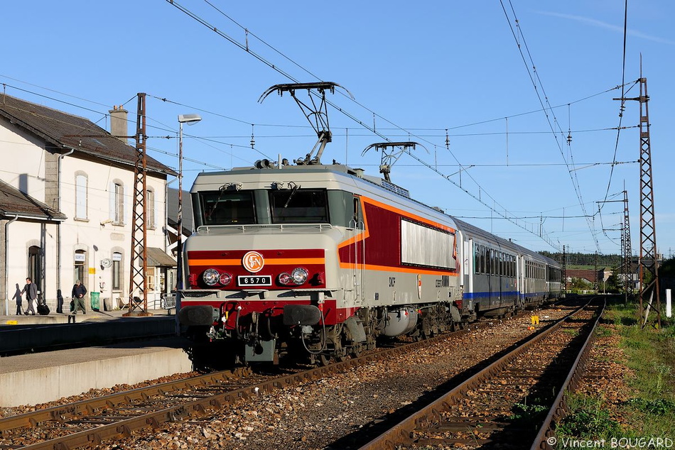 La CC 6570 à St Chély-d'Apcher avec un train spécial Avignon - Millau - St Chély-d'Apcher (APCC 6570). 6570_st-chely-d-apcher.jpg