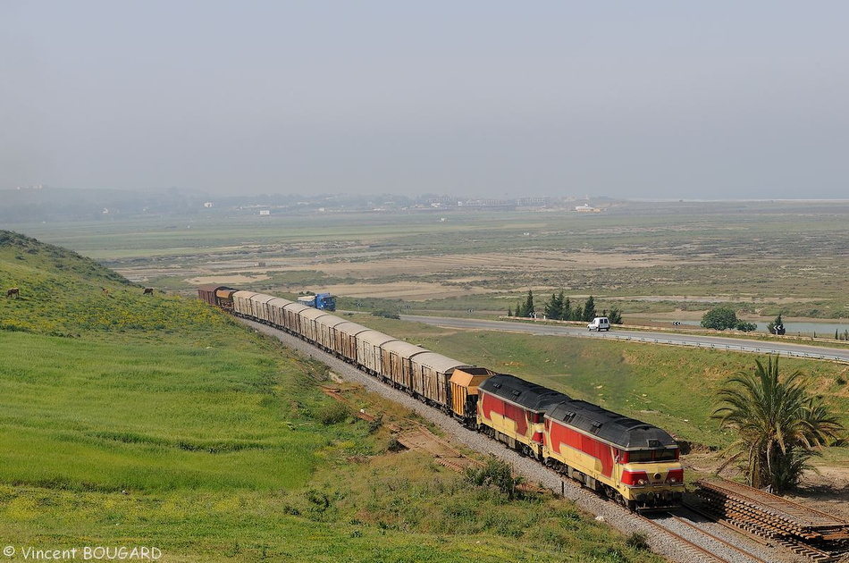 Les DF110 et DF114 près d'Asilah.