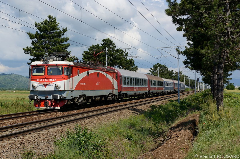 La Classe 477-054 près de Cap Roşu.