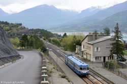 X2819 at Savines-le-Lac.