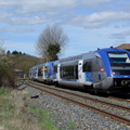 L'X73637 à St Romain-de-Popey.