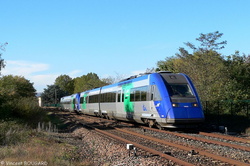 X72633 and X72541 at Marcilly d'Azergues.