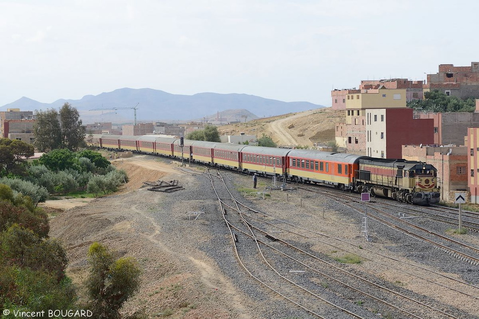 373_taourirt&Maroc_205&Casablanca-Oujda_DH350_20130422.jpg