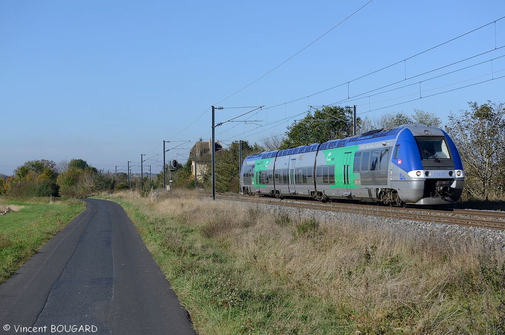 L'X76536 près de Clémentel.