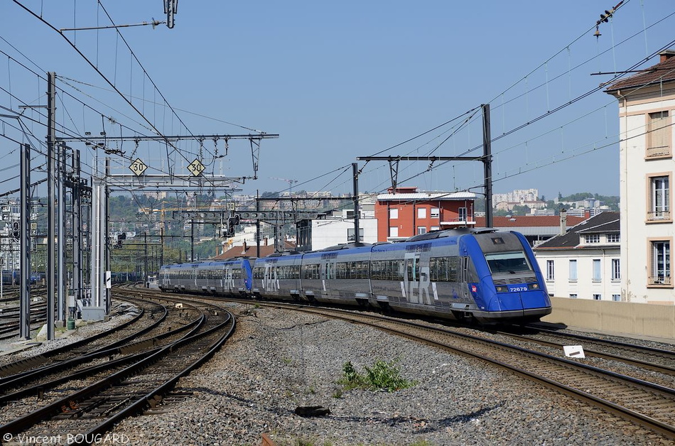 X72679 at Lyon Jean-Macé.