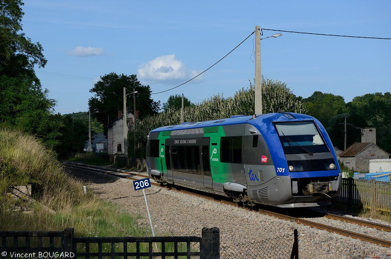 L'X73701 à Urçay.