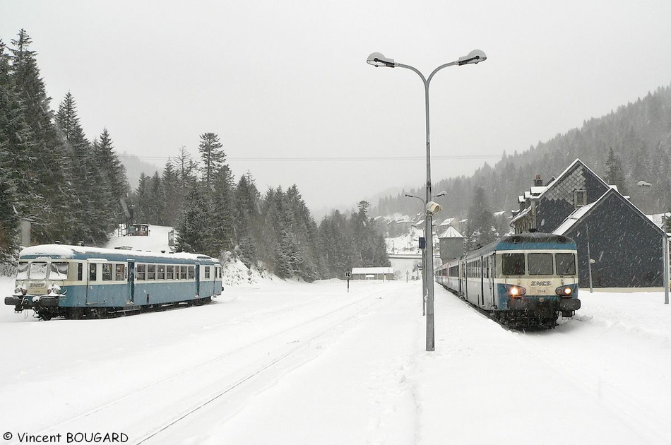 X2836, X2856 and X2890 at Le Lioran.