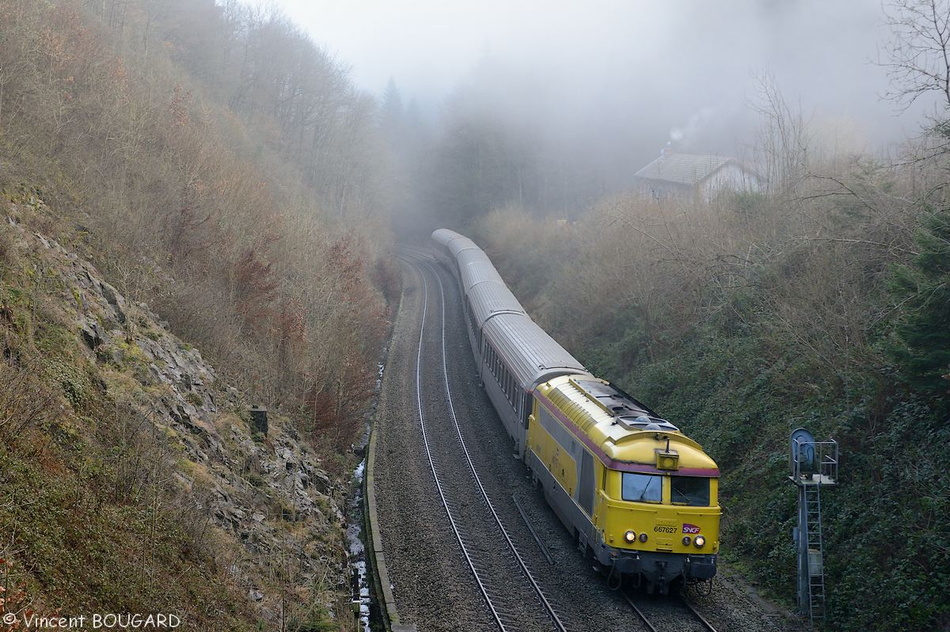 La BB67627 dans la rampe des Sauvages.