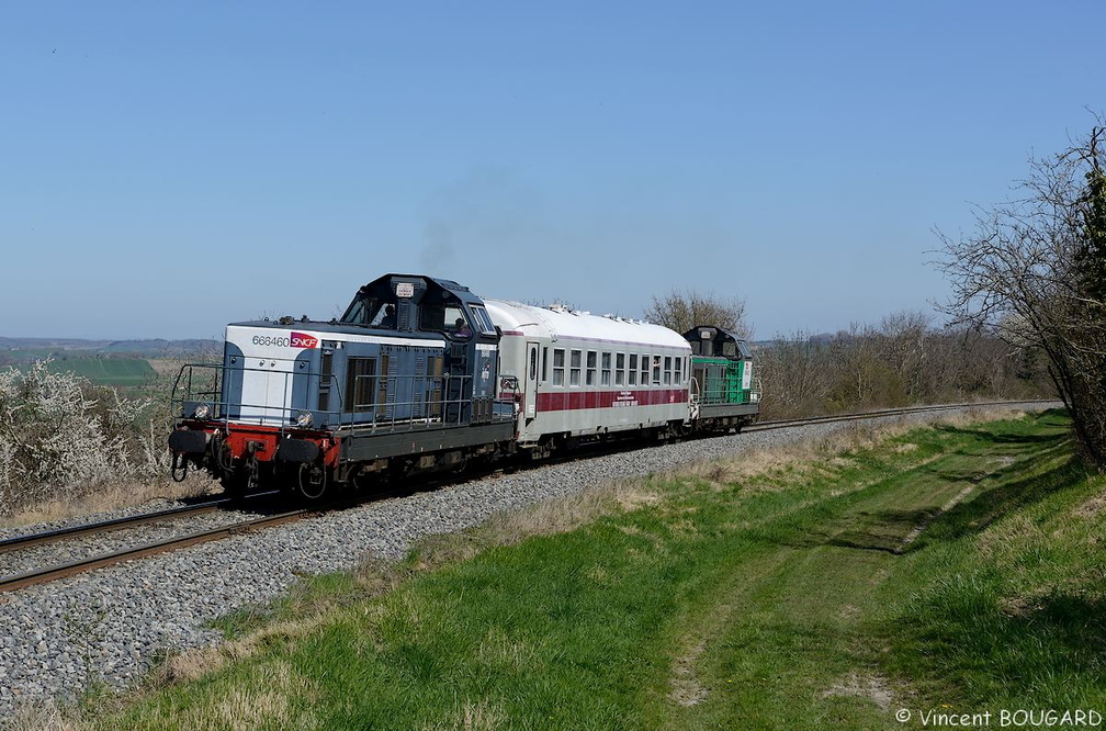 Les BB66460 et BB66408 près de Bellenaves.