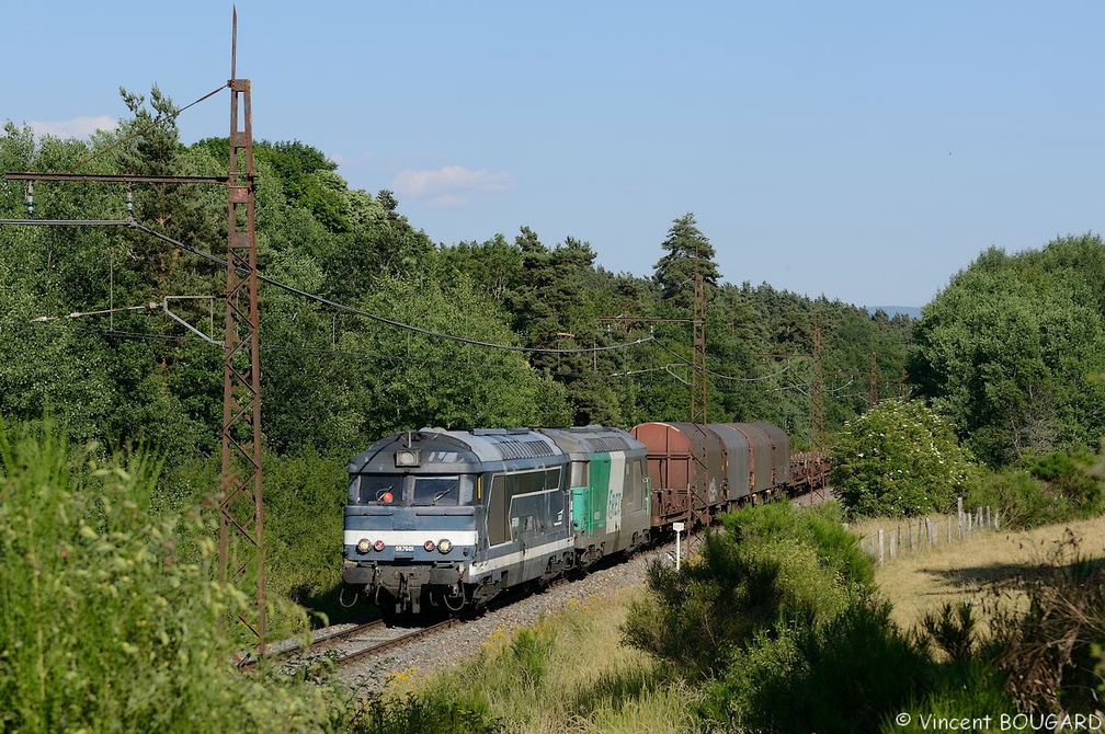 Les BB67601 et BB67559 près de St Georges.