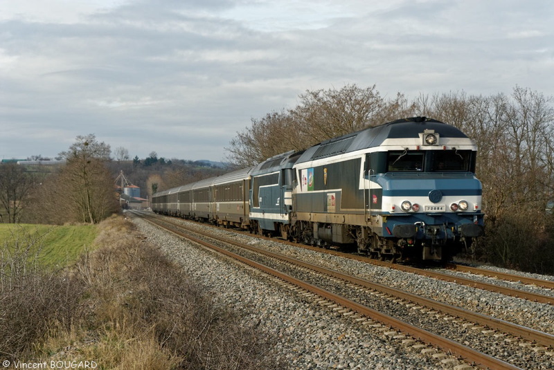 CC72084 and BB67377 at St Romain-de-Popey.